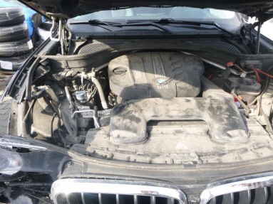 Купить BMW 5 X sDrive2d, 2.0, 2014 года с пробегом, цена 820067 руб., id 10310