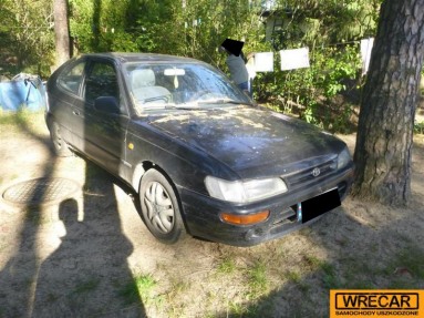 Купить Toyota Corolla, 1.6, 1992 года с пробегом, цена 4844 руб., id 10330
