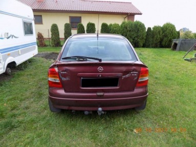 Купить Opel Astra, 1.6, 2000 года с пробегом, цена 1592 руб., id 10339