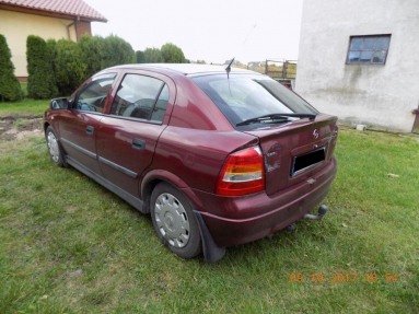 Купить Opel Astra, 1.6, 2000 года с пробегом, цена 1592 руб., id 10339