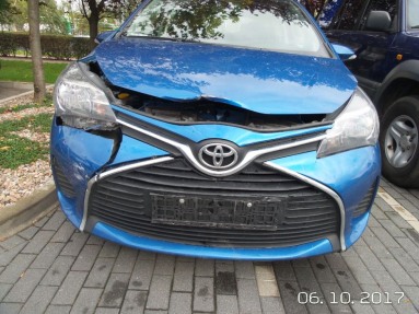 Купить Toyota Yaris, 1.0, 2016 года с пробегом, цена 163667 руб., id 10407