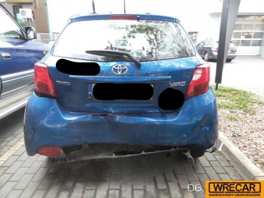 Купить Toyota Yaris, 1.0, 2016 года с пробегом, цена 163667 руб., id 10407