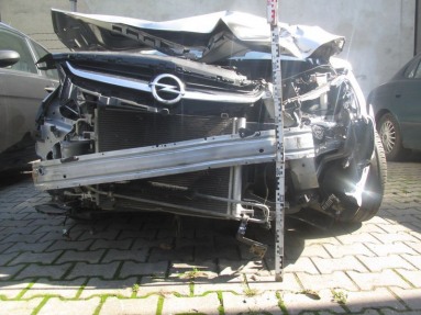 Купить Opel Astra, 1.6, 2015 года с пробегом, цена 53425 руб., id 10413