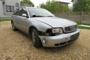 Купить Audi A4, 1.9, 1998 года с пробегом, цена 14533 руб., id 10415