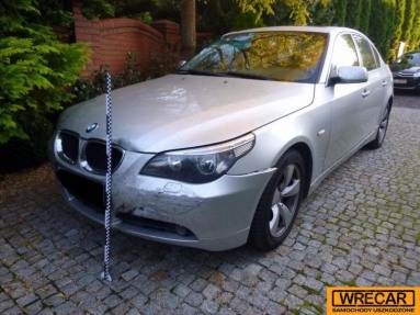Купить BMW 5 525i, 2.5, 2005 года с пробегом, цена 153910 руб., id 10423