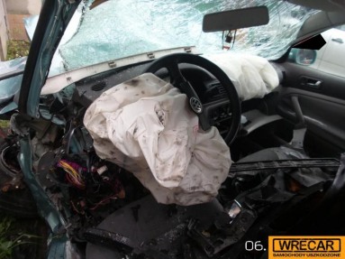 Купить Volkswagen Passat, 1.9, 1999 года с пробегом, цена 1592 руб., id 10444