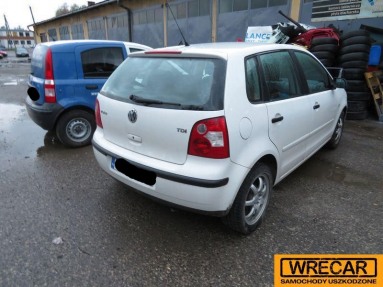 Купить Volkswagen Polo, 1.4, 2004 года с пробегом, цена 1592 руб., id 10463