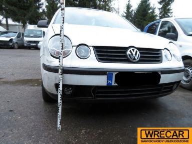 Купить Volkswagen Polo, 1.4, 2004 года с пробегом, цена 1592 руб., id 10463