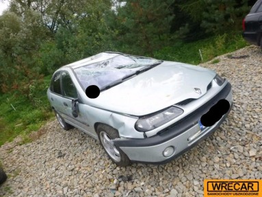 Купить Renault Laguna, 1.6, 2000 года с пробегом, цена 0 руб., id 10490