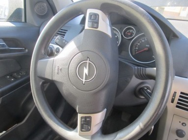Купить Opel Astra, 1.7, 2007 года с пробегом, цена 25882 руб., id 10511