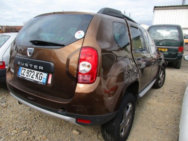 Купить Dacia Duster, 1.5, 2013 года с пробегом, цена 298961 руб., id 10555