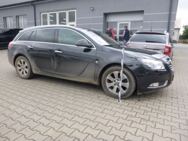 Купить Opel Insignia, 2.0, 2012 года с пробегом, цена 16194 руб., id 10584