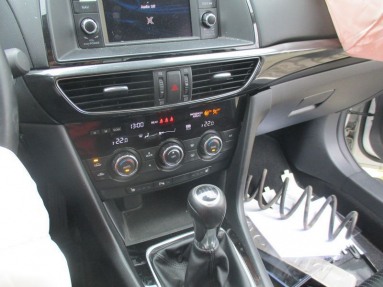 Купить Mazda 6  2.0 MR`13 SkyEnergy, 2.0, 2013 года с пробегом, цена 14533 руб., id 10592