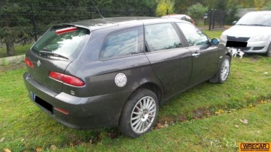 Купить Alfa Romeo 156, 1.9, 2003 года с пробегом, цена 4844 руб., id 10604