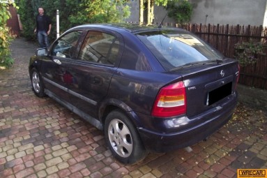 Купить Opel Astra, 1.7, 2000 года с пробегом, цена 1592 руб., id 10611