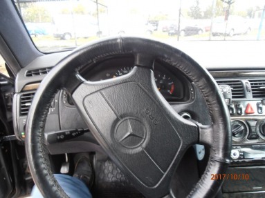 Купить Mercedes-Benz E 290 TD 210, 2.9, 1996 года с пробегом, цена 21038 руб., id 10614