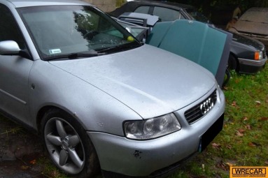 Купить Audi A3, 1.8, 1996 года с пробегом, цена 1592 руб., id 10623