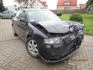 Купить Audi A3, 1.9, 2000 года с пробегом, цена 1592 руб., id 10624
