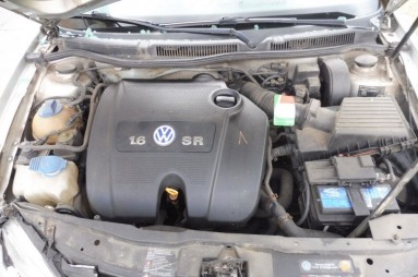 Купить Volkswagen Golf, 1.6, 2000 года с пробегом, цена 0 руб., id 10648
