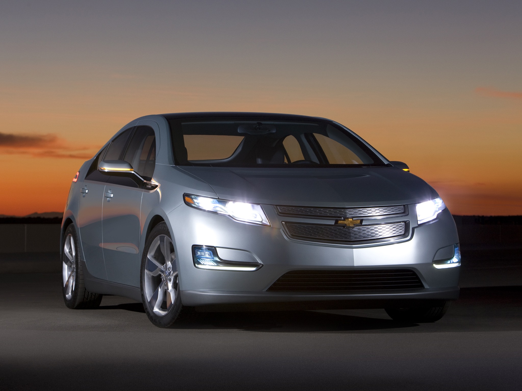 Chevrolet Volt (Шевроле Volt) 2024 обзор модели c фото и видео
