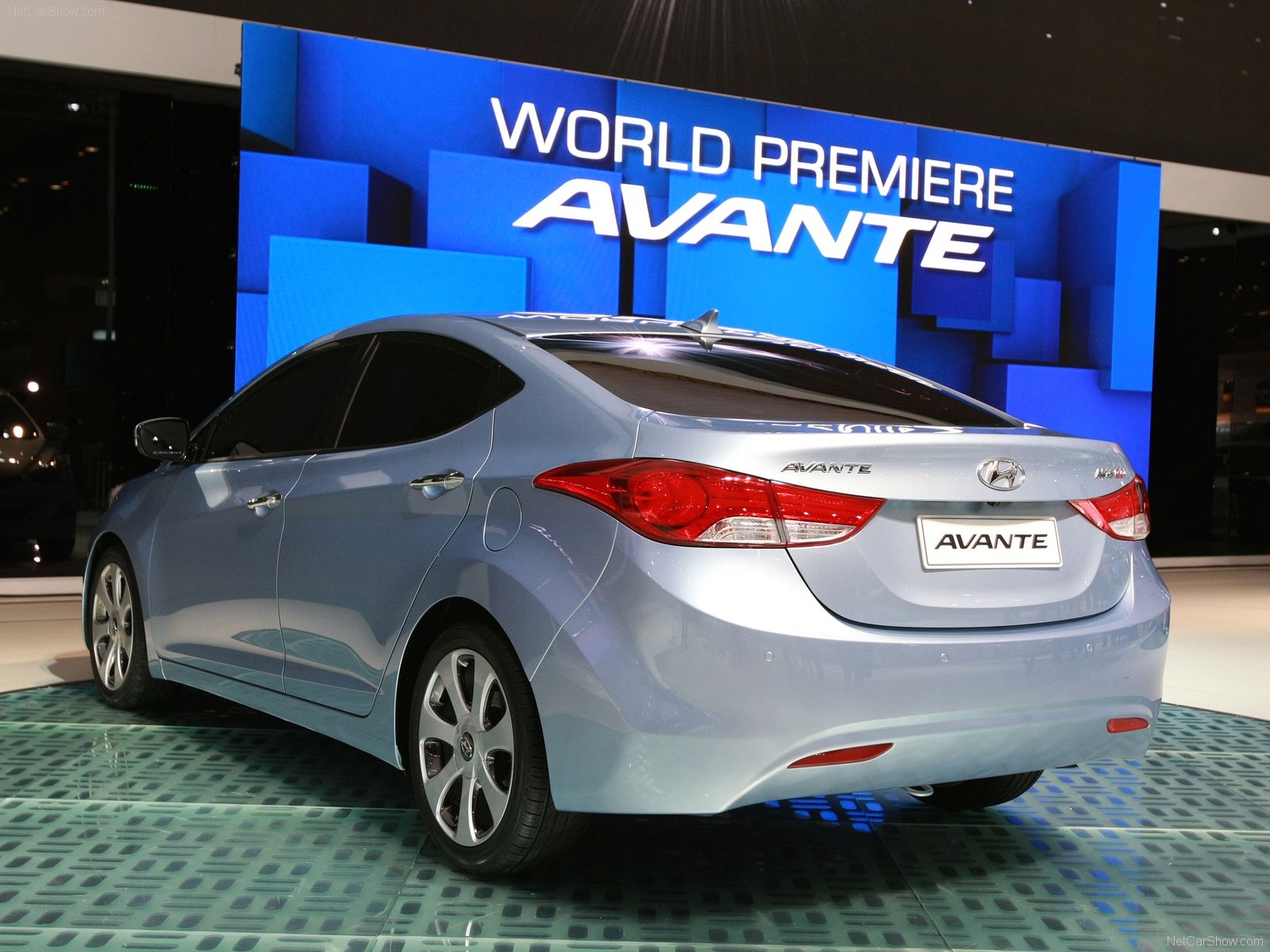 Hyundai Avante (Хюндай Аванте) 2020 - обзор модели c фото и видео